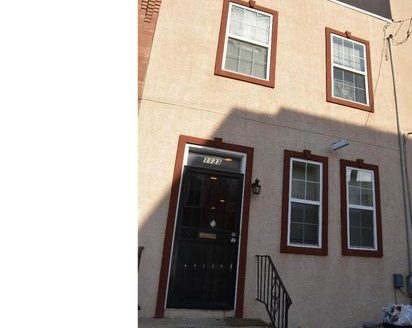 4-Bedroom Townhouse  for Rent in Philadelphia, PA 19133 – $1600/mo | 2 Baths | Updated 2025