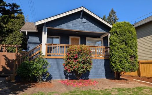 4-Bedroom Single Family Home for Rent in Seattle, WA 98133 – $3800/mo | 3 Baths | Updated 2025