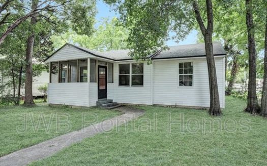 3-Bedroom Apartment for Rent in Jacksonville, FL 32209 – $998/mo | 1 Baths | Updated 2025