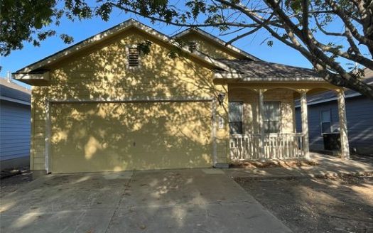 4-Bedroom Single Family Home for Rent in Austin, TX 78744 – $2095/mo | 2 Baths | Updated 2025