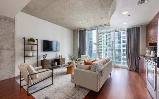 Condo for Sale in Nashville, TN 37201 – 1 Bedroom, 1 Bath – $445000