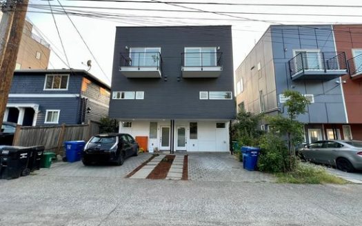 2-Bedroom Townhouse  for Rent in Seattle, WA 98126 – $2395/mo | 3 Baths | Updated 2025