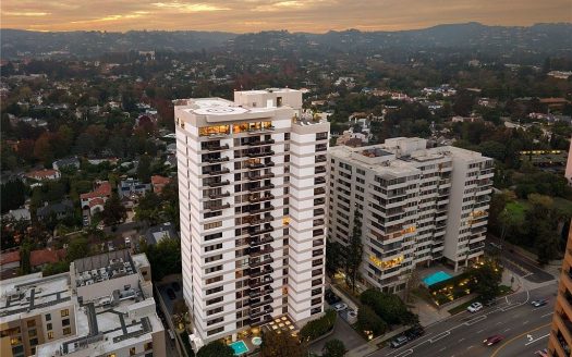 Condo for Sale in Los Angeles, CA 90024 – 2 Bedrooms, 2 Baths – $1449000