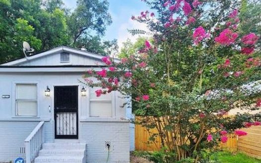 4-Bedroom Single Family Home for Rent in Jacksonville, FL 32209 – $2200/mo | 1 Baths | Updated 2025