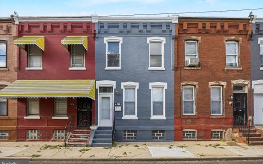 Townhouse for Sale in Philadelphia, PA 19132 – 2 Bedroom, 1 Bath – $125000