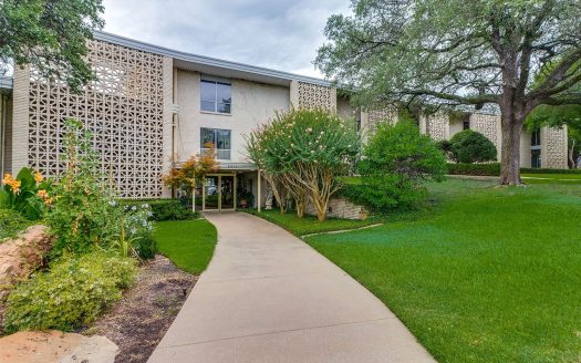Condo for Sale in Fort Worth, TX 76116 – 2 Bedrooms, 2 Baths – $235000