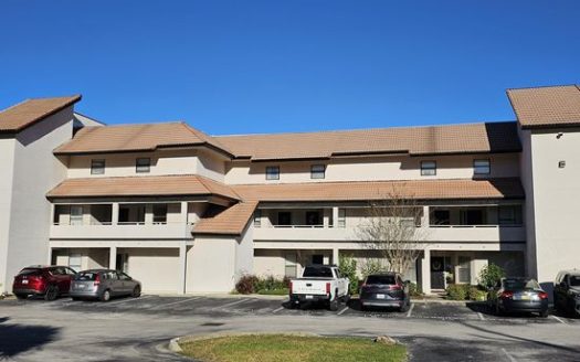 3-Bedroom Condo for Rent in Jacksonville, FL 32211 – $2190/mo | 3 Baths | Updated 2025