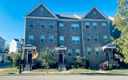 4-Bedroom Townhouse  for Rent in Antioch, TN 37013 – $2525/mo | 4 Baths | Updated 2025