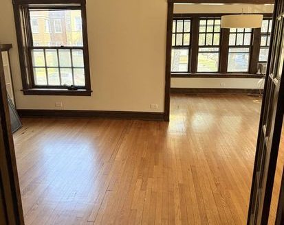 3-Bedroom Apartment  for Rent in Chicago, IL 60625 – $3000/mo | 2 Baths | Updated 2025