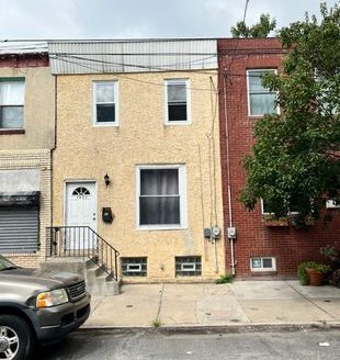 3-Bedroom Townhouse  for Rent in Philadelphia, PA 19146 – $1900/mo | 2 Baths | Updated 2025