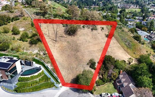 Lot for Sale in Granada Hills, CA 91344 – 1 Bedroom, 1 Bath – $750000