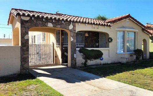 Single Family Home for Sale in Los Angeles, CA 90047 – 3 Bedrooms, 2 Baths – $725000