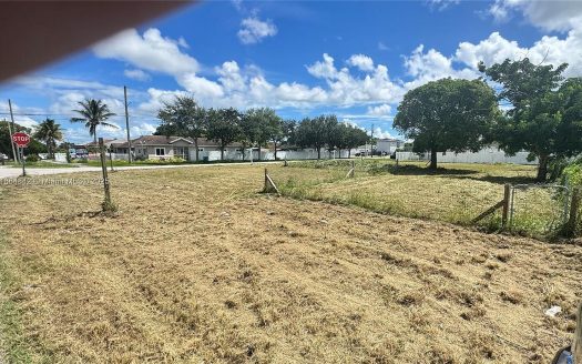 Lot for Sale in Miami, FL 33170 – 1 Bedroom, 1 Bath – $364900