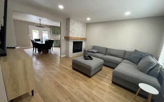 4-Bedroom Apartment  for Rent in Phoenix, AZ 85037 – $10509/mo | 3 Baths | Updated 2025