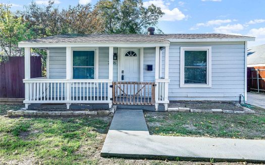 Single Family Home for Sale in Fort Worth, TX 76110 – 4 Bedrooms, 2 Baths – $325000