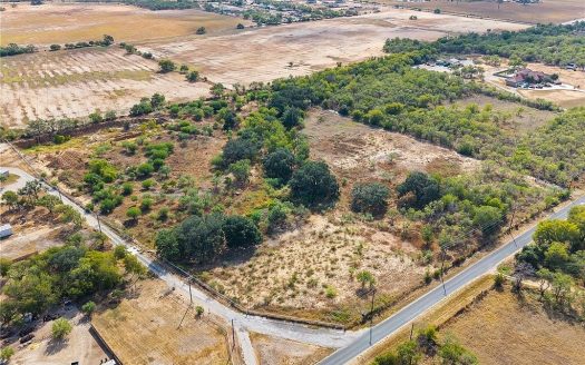 Lot for Sale in Von Ormy, TX 78073 – 1 Bedroom, 1 Bath – $475000