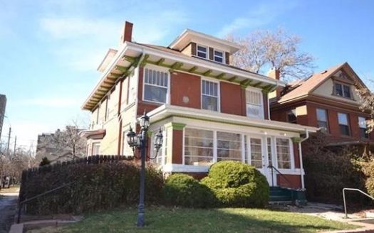 3-Bedroom Apartment  for Rent in Denver, CO 80206 – $2595/mo | 1 Baths | Updated 2025