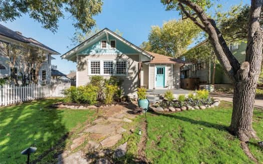 Single Family Home for Sale in Fort Worth, TX 76110 – 2 Bedrooms, 2 Baths – $448000