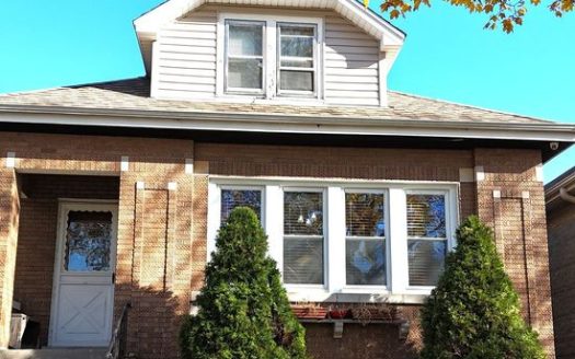 4-Bedroom Single Family Home for Rent in Chicago, IL 60634 – $2895/mo | 2 Baths | Updated 2025