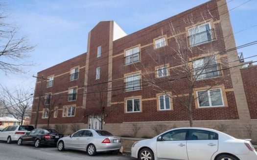 3-Bedroom Single Family Home for Rent in Chicago, IL 60659 – $2750/mo | 2 Baths | Updated 2025