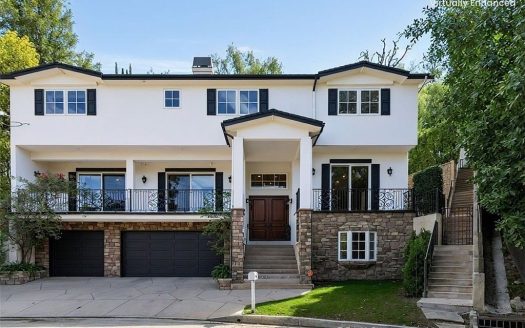 Single Family Home for Sale in Woodland Hills, CA 91364 – 4 Bedrooms, 6 Baths – $1995000