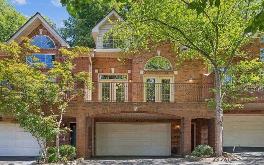 Townhouse for Sale in Nashville, TN 37214 – 3 Bedrooms, 4 Baths – $449900