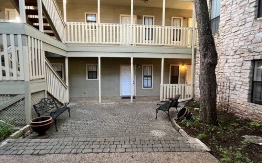 1-Bedroom Single Family Home for Rent in Austin, TX 78751 – $1025/mo | 1 Baths | Updated 2025