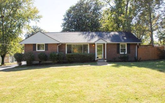 3-Bedroom Single Family Home for Rent in Nashville, TN 37211 – $2450/mo | 2 Baths | Updated 2025