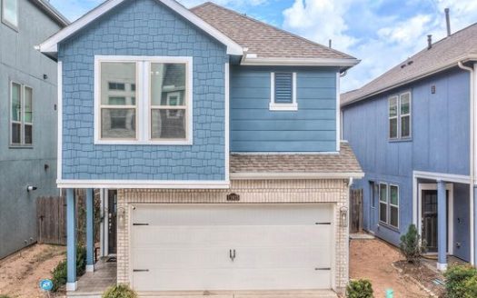 3-Bedroom Single Family Home for Rent in Houston, TX 77051 – $2100/mo | 3 Baths | Updated 2025