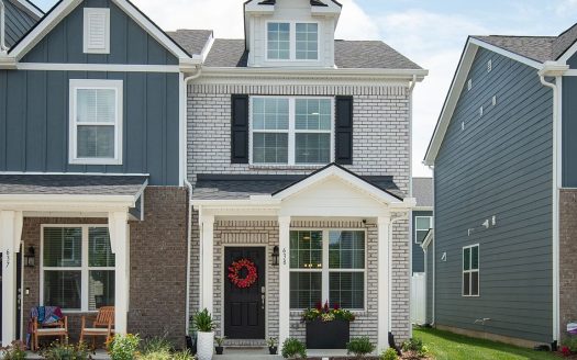 Townhouse for Sale in Nashville, TN 37209 – 2 Bedrooms, 3 Baths – $385999