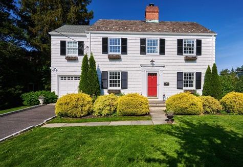 4-Bedroom Single Family Home for Rent in Scarsdale, NY 10583 – $11000/mo | 3 Baths | Updated 2025