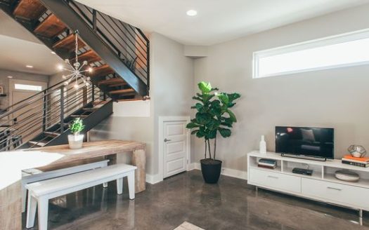 2-Bedroom Townhouse  for Rent in Nashville, TN 37207 – $2450/mo | 3 Baths | Updated 2025