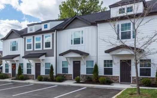 2-Bedroom Townhouse  for Rent in Nashville, TN 37221 – $2000/mo | 3 Baths | Updated 2025