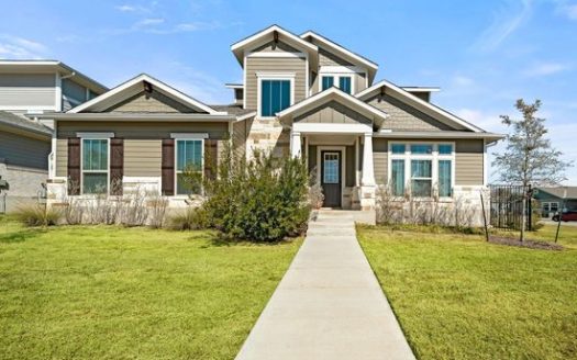 4-Bedroom Single Family Home for Rent in Austin, TX 78744 – $3200/mo | 4 Baths | Updated 2025