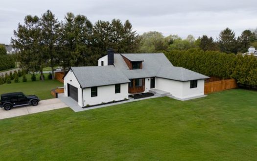 4-Bedroom Single Family Home for Rent in Southampton, NY 11968 – $90000/mo | 3 Baths | Updated 2025