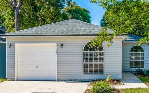 4-Bedroom Single Family Home for Rent in Jacksonville, FL 32225 – $2180/mo | 2 Baths | Updated 2025