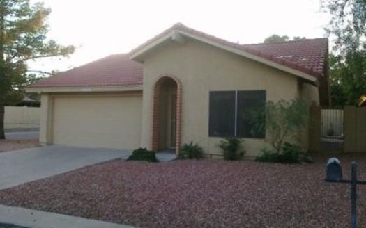 3-Bedroom Single Family Home for Rent in Phoenix, AZ 85044 – $1795/mo | 2 Baths | Updated 2025