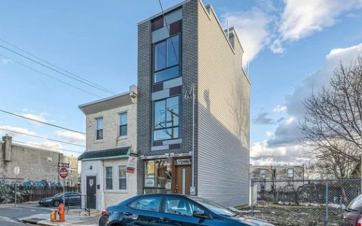 3-Bedroom Townhouse  for Rent in Philadelphia, PA 19134 – $1990/mo | 3 Baths | Updated 2025