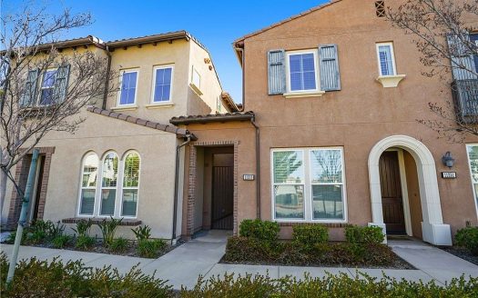 Townhouse for Sale in Porter Ranch, CA 91326 – 2 Bedrooms, 2 Baths – $735000