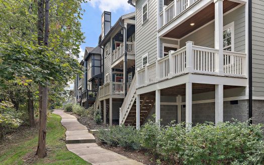 Townhouse for Sale in Nashville, TN 37206 – 4 Bedrooms, 4 Baths – $699900