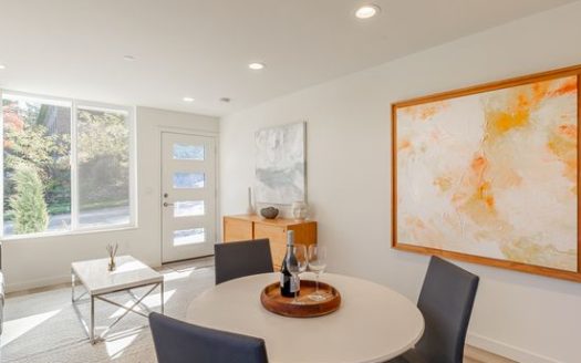 2-Bedroom Single Family Home for Rent in Seattle, WA 98144 – $2945/mo | 2 Baths | Updated 2025