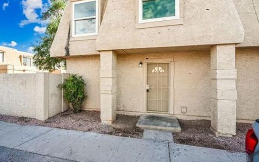 3-Bedroom Townhouse  for Rent in Phoenix, AZ 85040 – $1495/mo | 1 Baths | Updated 2025