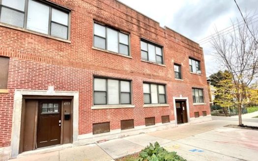 2-Bedroom Single Family Home for Rent in Chicago, IL 60618 – $1750/mo | 1 Baths | Updated 2025