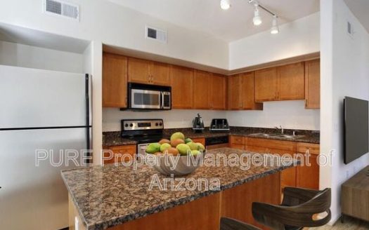 2-Bedroom Townhouse  for Rent in Phoenix, AZ 85022 – $1695/mo | 3 Baths | Updated 2025