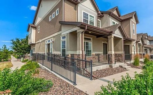 4-Bedroom Townhouse  for Rent in Aurora, CO 80249 – $3000/mo | 4 Baths | Updated 2025