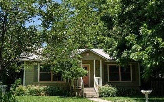 2-Bedroom Single Family Home for Rent in Austin, TX 78757 – $2600/mo | 1 Baths | Updated 2025