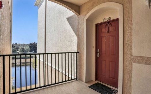 3-Bedroom Townhouse for Rent in Jacksonville, FL 32256 – $2200/mo | 2 Baths | Updated 2025