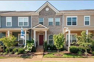 Townhouse for Sale in Nashville, TN 37211 – 3 Bedrooms, 3 Baths – $349900
