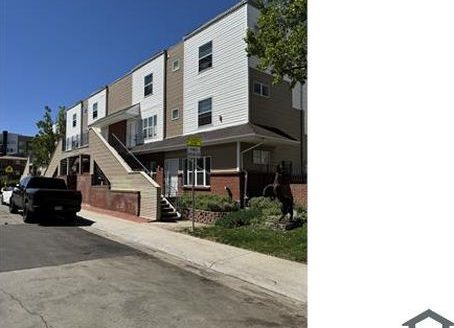 3-Bedroom Townhouse  for Rent in Denver, CO 80219 – $2395/mo | 2 Baths | Updated 2025