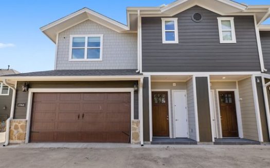 2-Bedroom Townhouse for Rent in Austin, TX 78758 – $2350/mo | 3 Baths | Updated 2025
